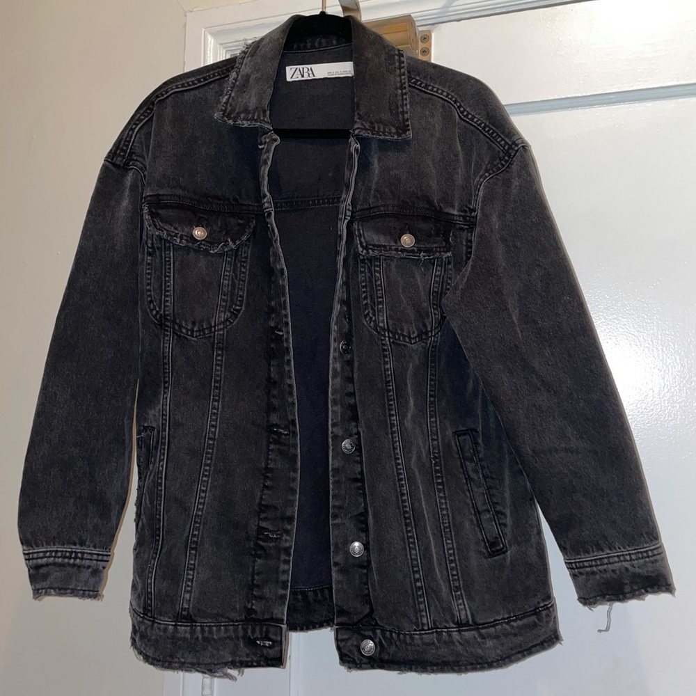 Worn once distressed Zara oversized jean denim black jacket.